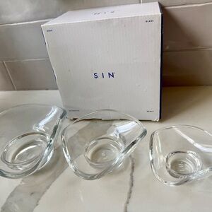 SIN Urch Decorative Glass 3-Bowl
Set, Modern Wave Designer